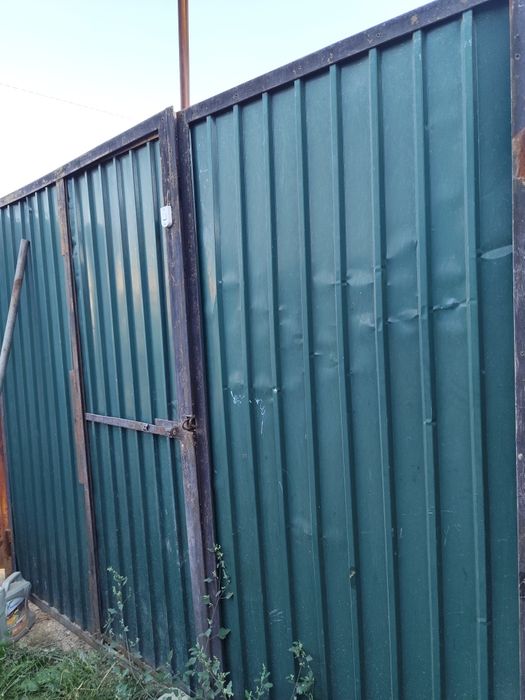 Продам часть дома. В Каскелене. Торг. Дом барачного типа.  1 комн