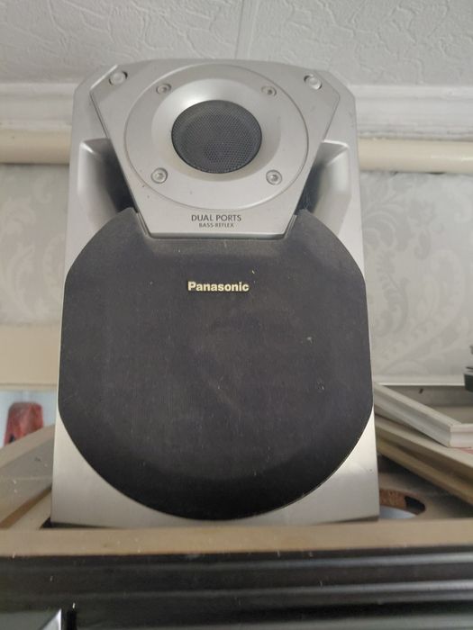 Музыкальный центр Panasonic с двумя кассетными деками и Video CD