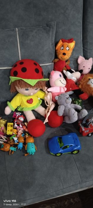 Отдам даром игрушки , самовывоз