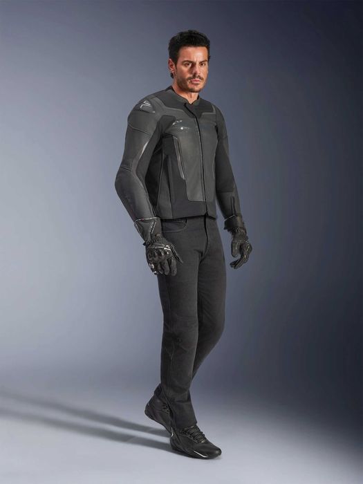 Кожено яке Alpinestars GP Force V2 Black/Black