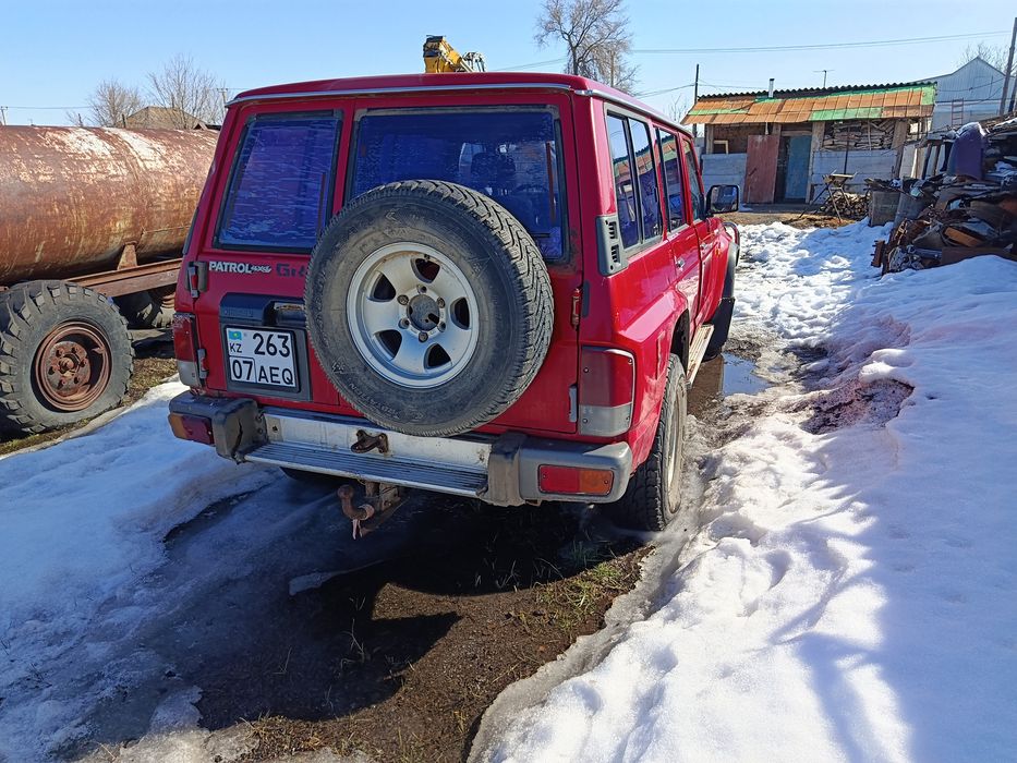 Продам Ниссан Потрол 1995 г.в