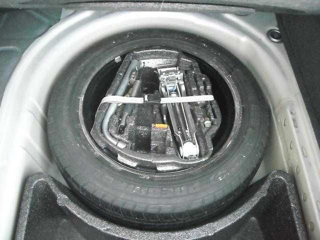 Volkswagen Bora1.6, 2002 г.в.
