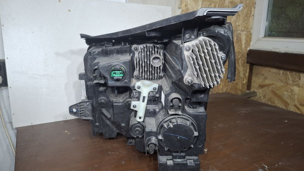 Фар Хюндай санта фе 4 / Hyundai santa fe IV