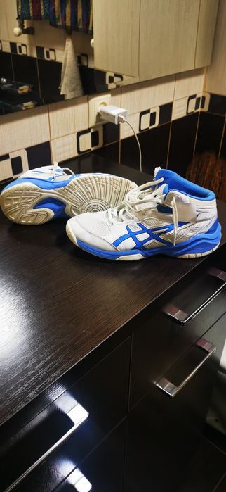 Продам борцовки, Asics оригинал. 38р.