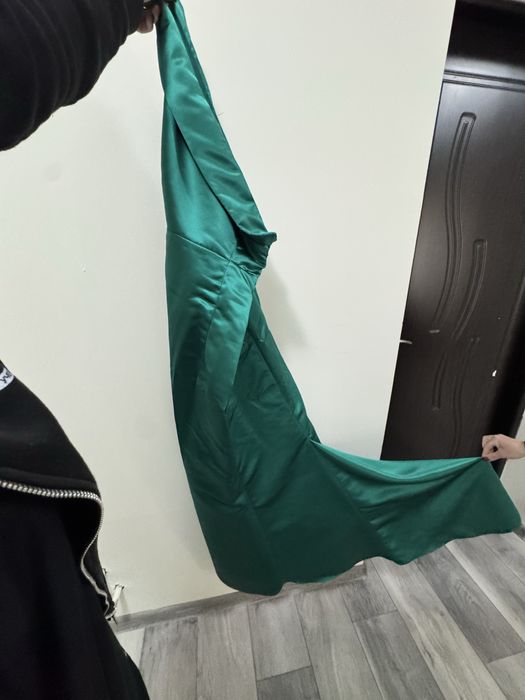 рокля носена само един път