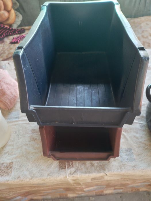 Продам пластик ящики для инструментов