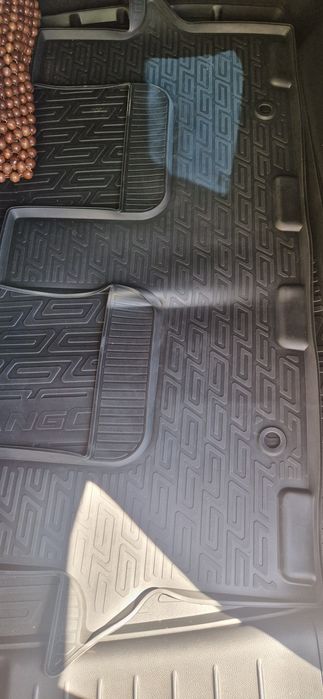 Полики на Geely Okavango