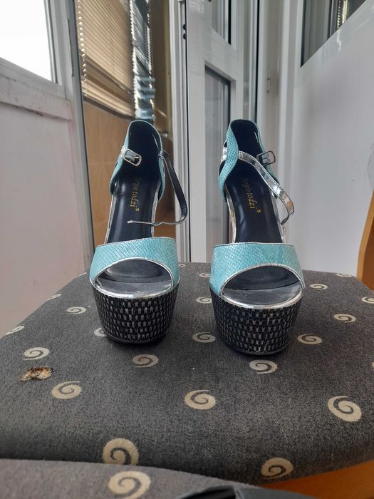 Бална рокля-комплект с обувки