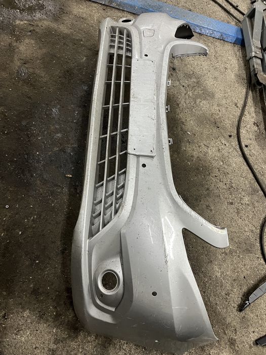 Предна броня Mercedes Vito W447 2014 6броя!