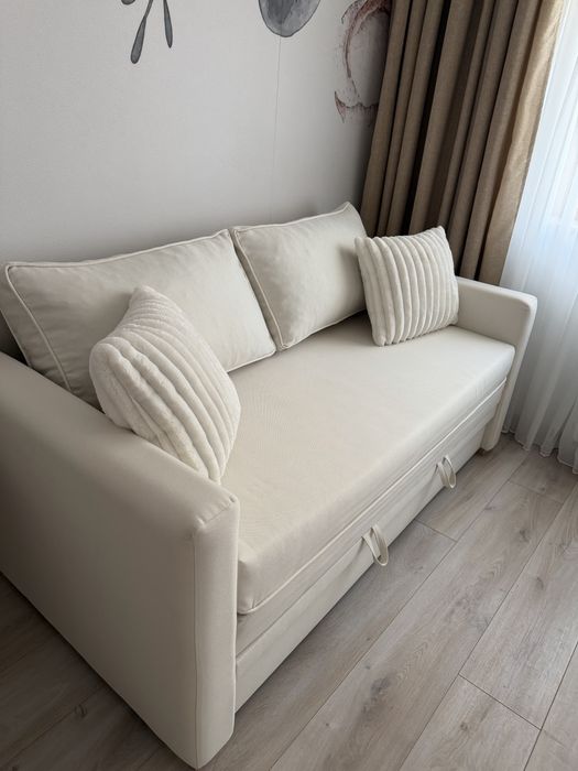 Диван - разтегателен и компактен