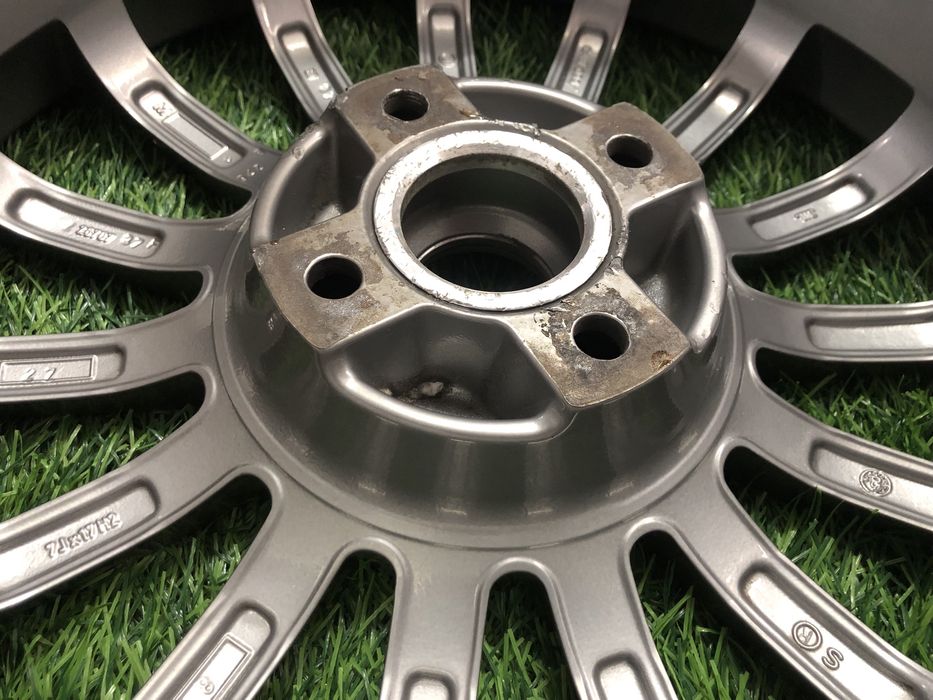 Диски с резиной r 17 /215 / 45 , Оригинал