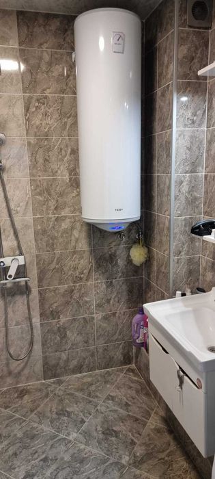 2075 - Продава се двустаен апартамент в квартал "Абритус"