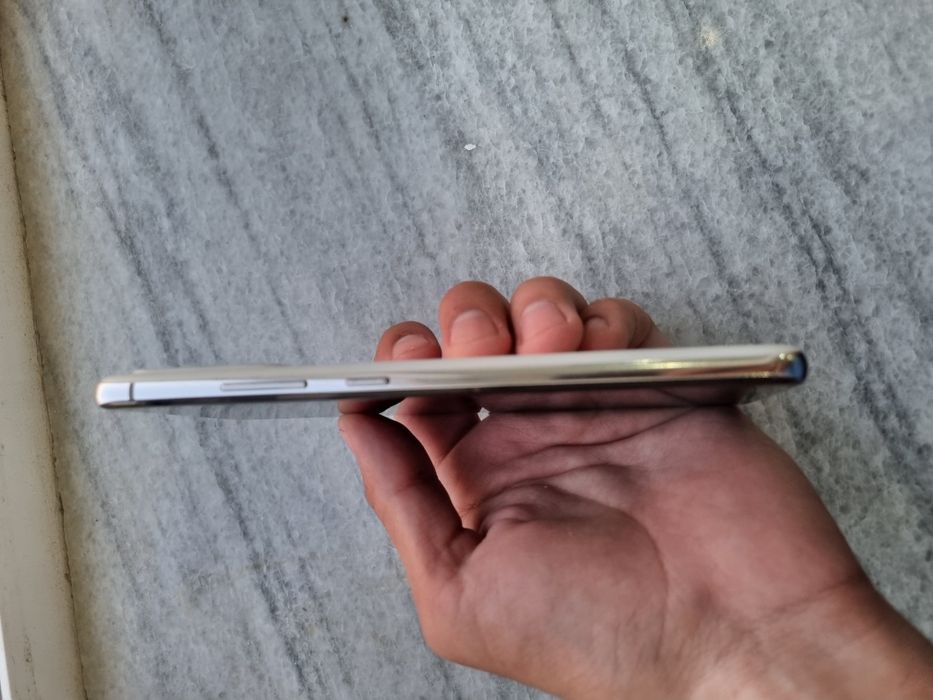 Samsung galaxy a82, defekt