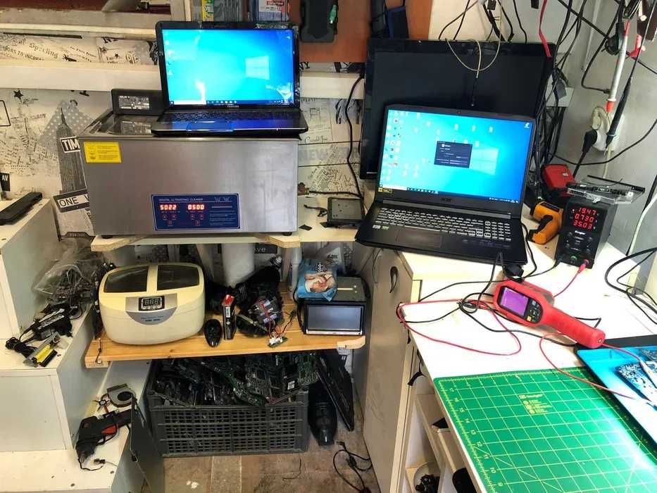 Reparatii electronice, PS5, PS4, PS4 Pro, Xbox, Laptop, MacBook