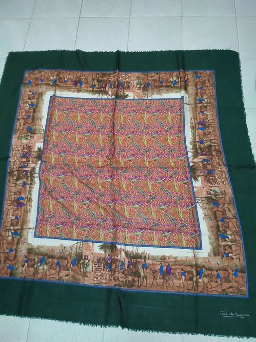 копринен шал Daniel hechter paris вносен испански вълнен шал