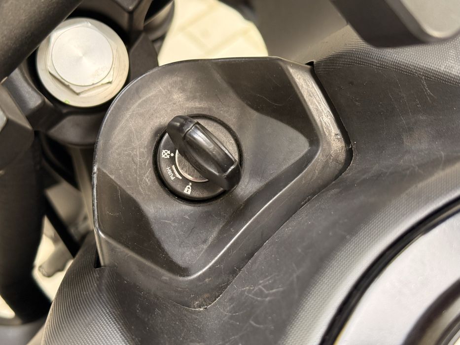 Yamaha MT-125 Model 2025 – Full LED, 6000km – Recent Revizuită
