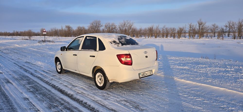 Лада гранта 2013год