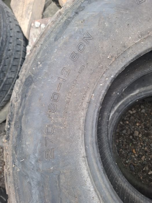 Vand 2 anvelope atv spate 270/60/12 maxis bune fara defecte