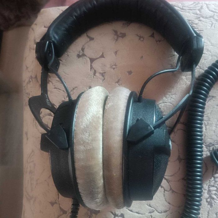 Студийные наушники Beyerdynamic DT 770 PRO 250 Ohm