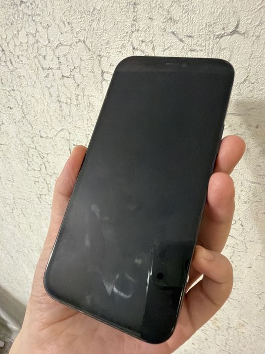 Телефон Iphone 12 pro
