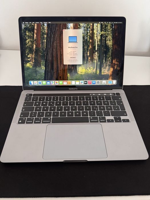MacBook Pro 13 M2 2022 - 33 cicluri