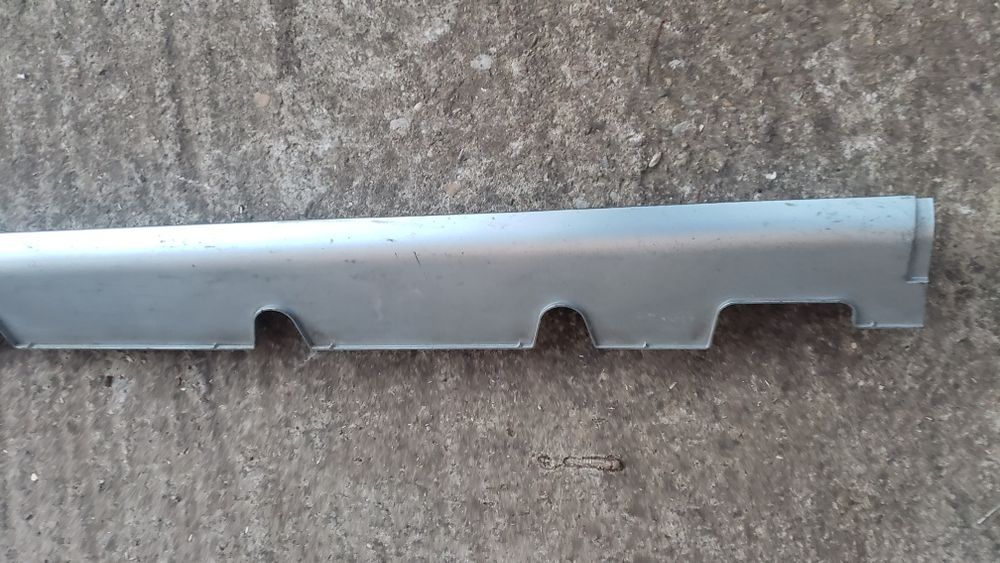 Десен праг Hyundai Sonata