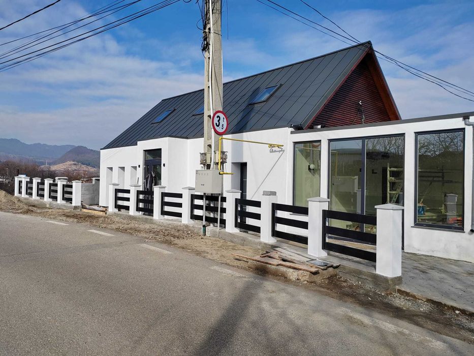 Spatiu comercial  de inchiriat, cu vad format