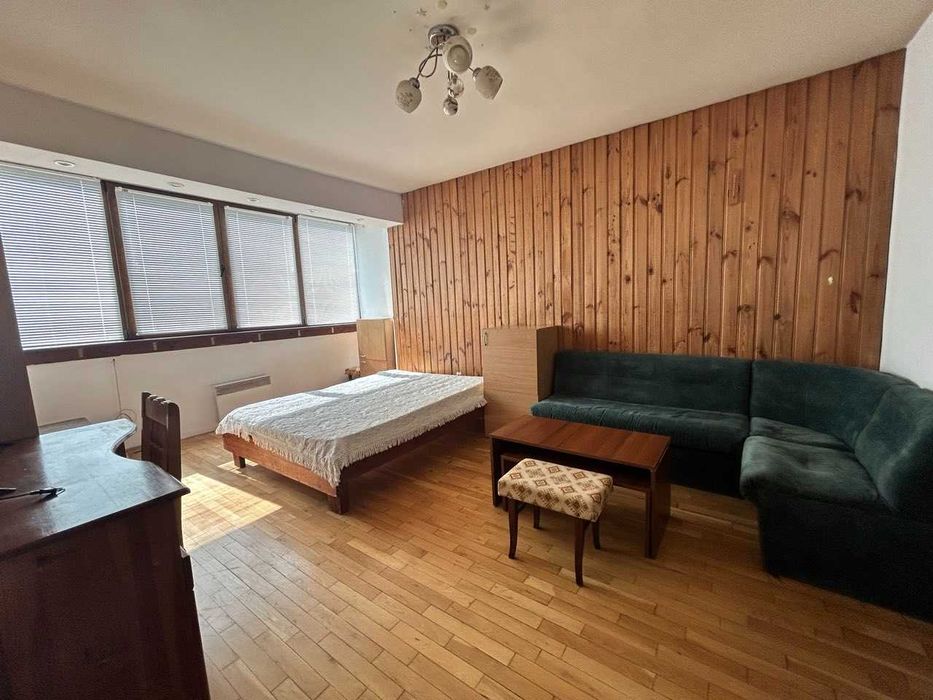 Дава се под наем Тристаен апартамент в Велико Търново, Бузлуджа - 70 кв.м за 306 € - Снимка #2