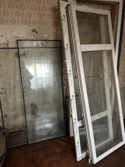 Продам балконые рамы за 2 шт 60 к