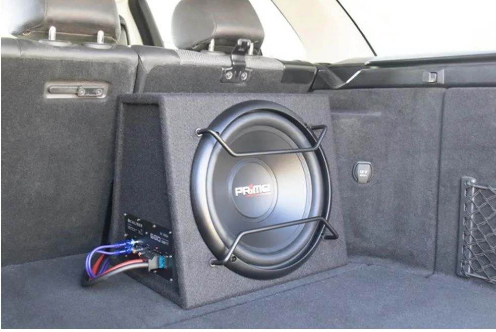 Subwoofer auto activ Caliber 600W
