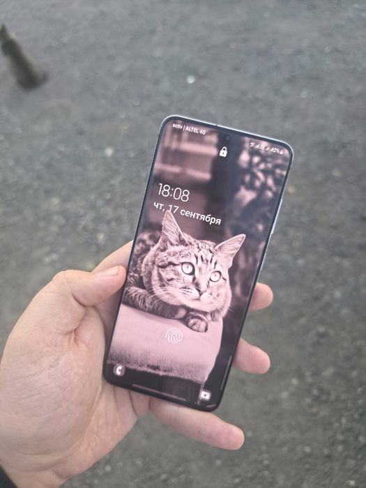 Samsung s20 Космический серый