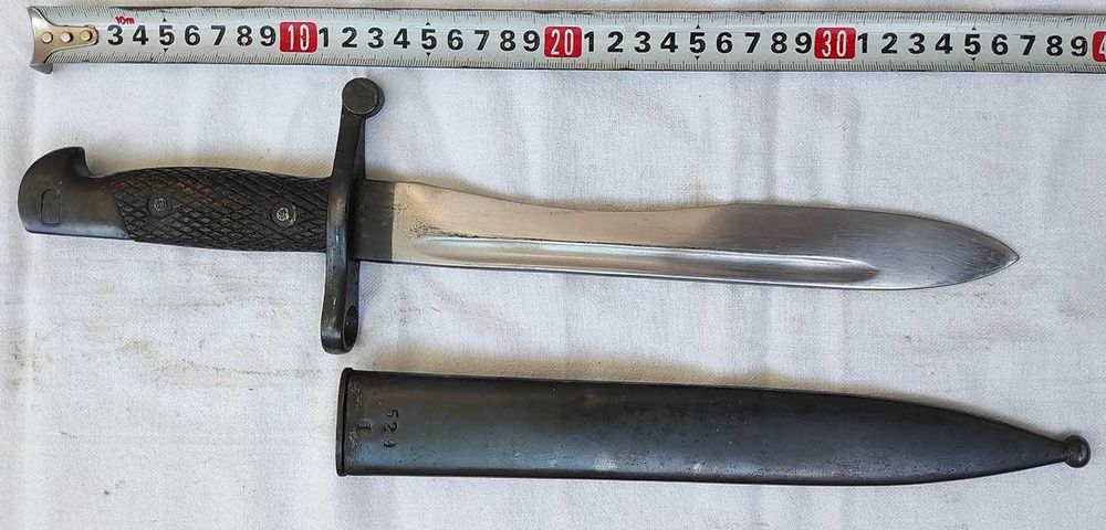 Продавам Испански щик Боло М1941