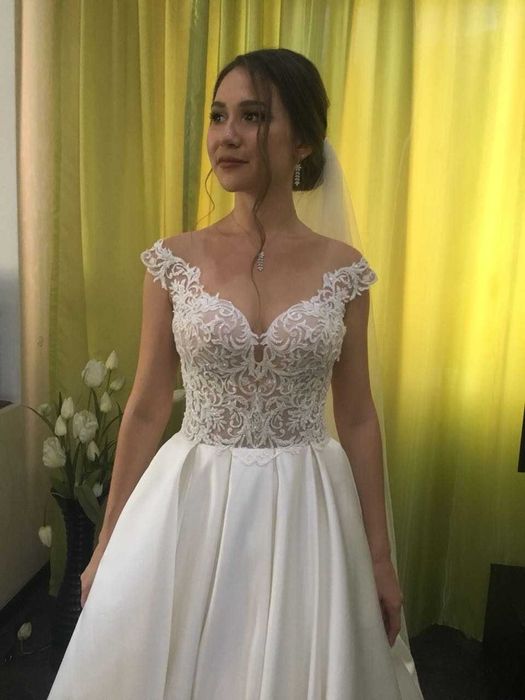 Свадебное платье