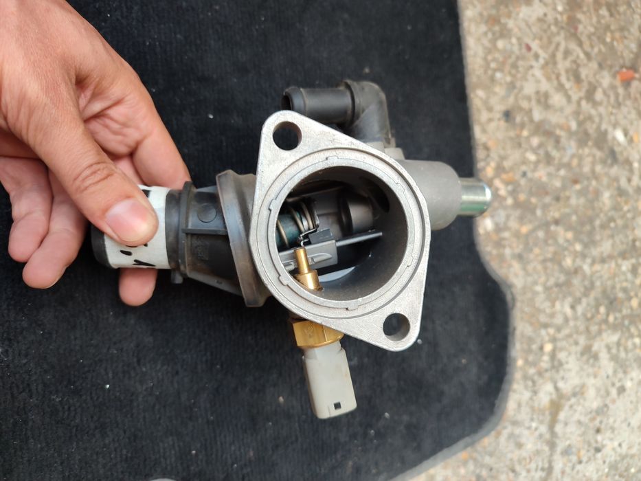 Термостат Behr за Алфа Ромео 145,146,156, ГТВ