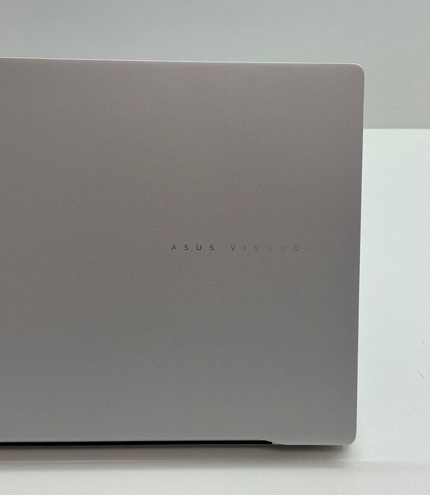 Asus Vivobook S15 — Snapdragon X Elite X1E78100 / 1TB M2 Nvme SSD /
