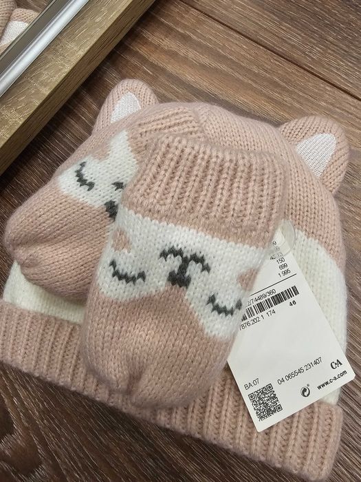 Зимна шапка и ръкавички