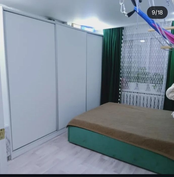 Срочно  продаю 2 х квартиру