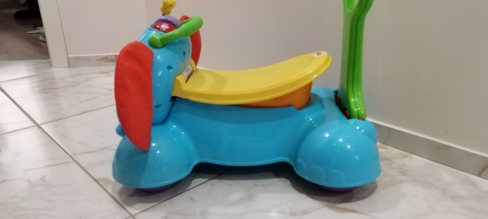 Fisher price слонче 2 в 1 - количка за бутане, проходилка/уокър