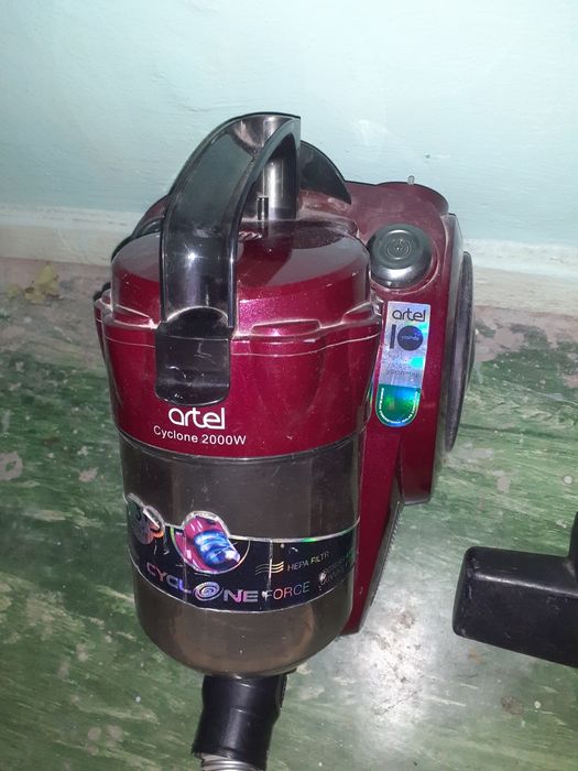 Пылесос ARTEL б/у