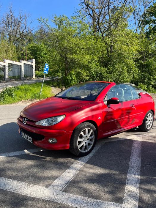 Peugeot 206 cc decapotabil la buton , gecmuri electrice, oglinzi elctrice si incalzite totul functional .mai multe detalii la telefon 0759084327.
