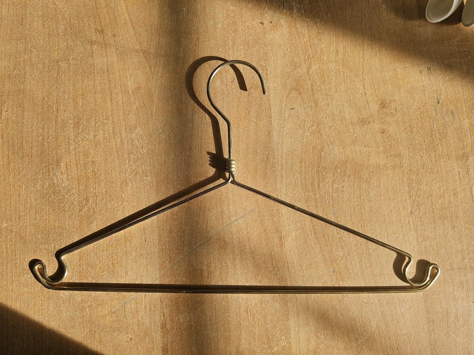 Продам плечики для одежды