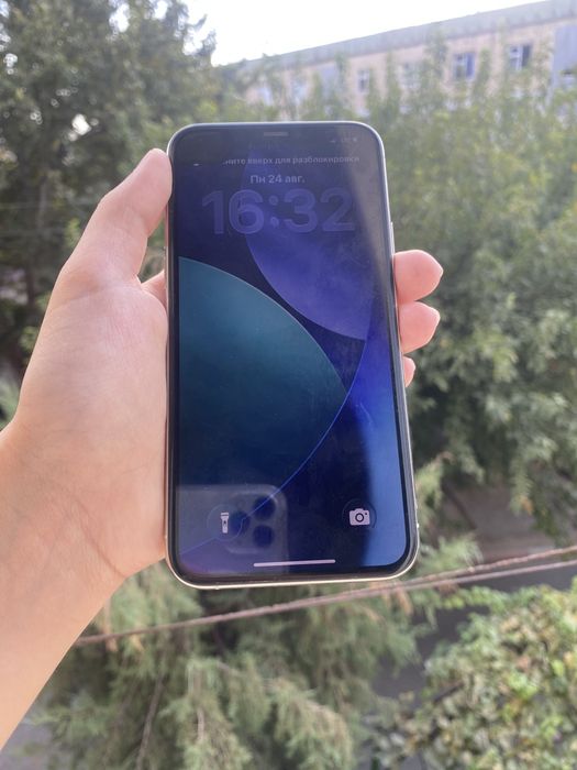 Iphone 11pro holati norm