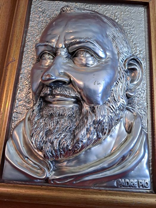 basorelief papa pius alama argintata 40/31 cm