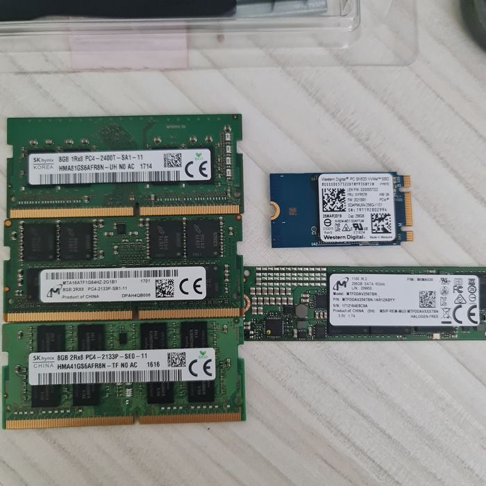 Memorie RAM 3 bucăți 8GB