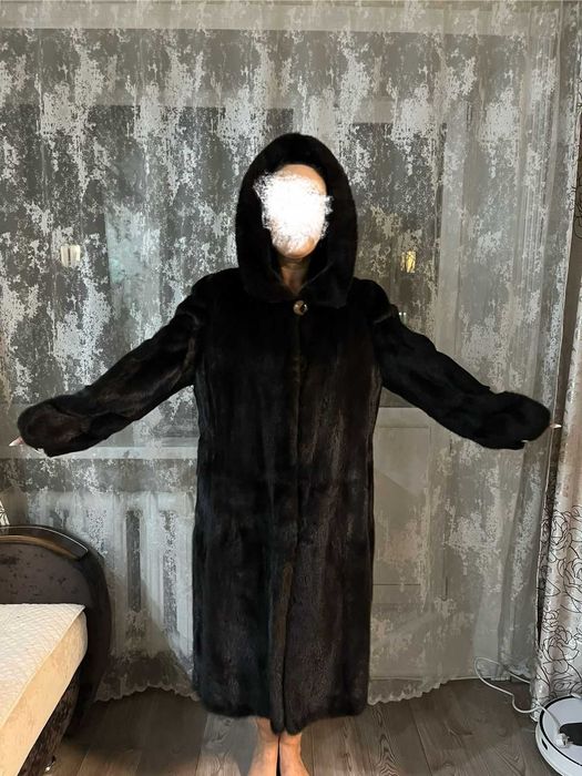 Продам норковую шубу