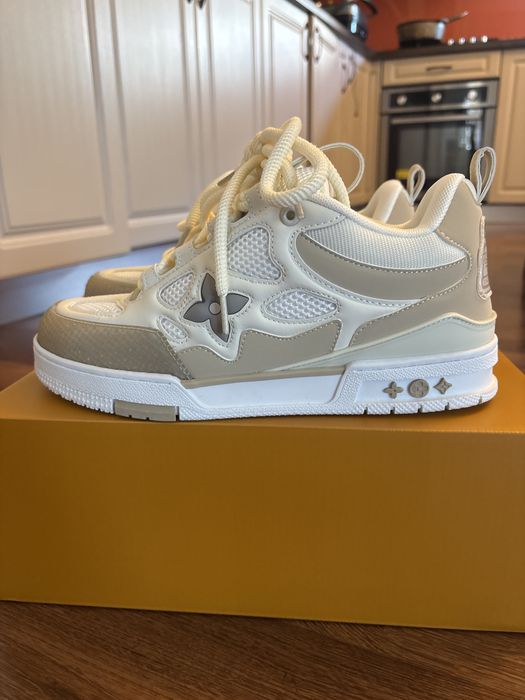 Lv skate marimea 43 si 44 bej