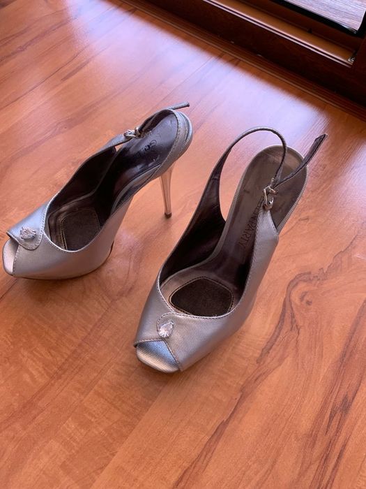Продам босоножки 33-34 р