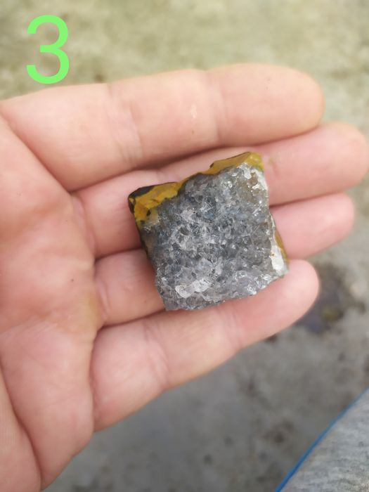 Орфеови ахати не обработени