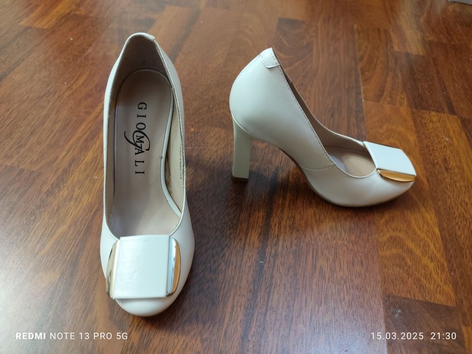 Туфли женские стильные