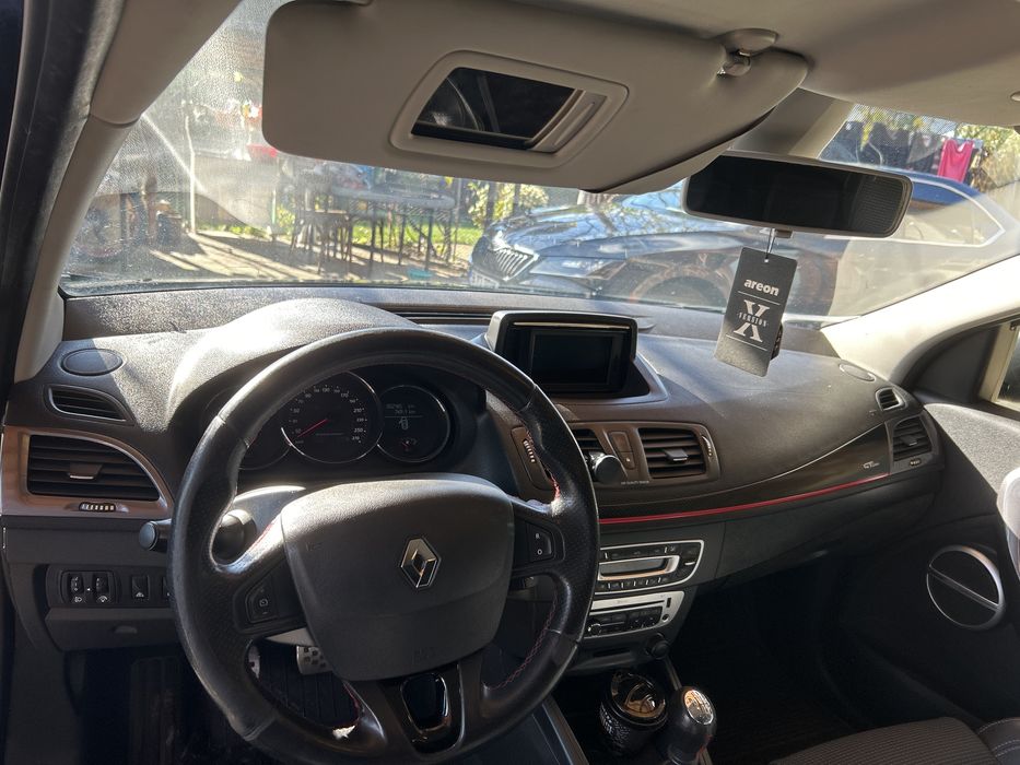 RENAULT Megane 2012 — imagine 2
